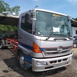 HINO FC7 (6 TYRES) (EURO 4) CHASSIS & CAB