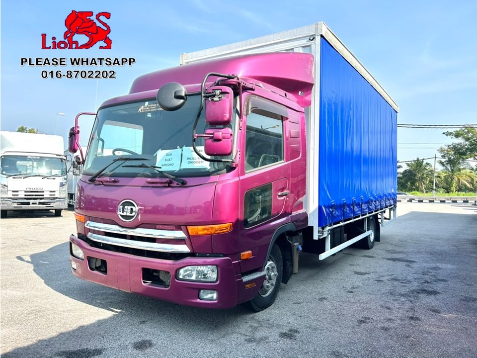 NISSAN MK38C (4X2) CURTAIN SIDER
